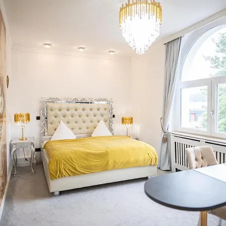 Hotel Bowdy 3*